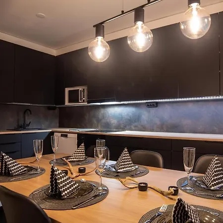 Arctic Forest With Sauna And Near Center Lejlighed *